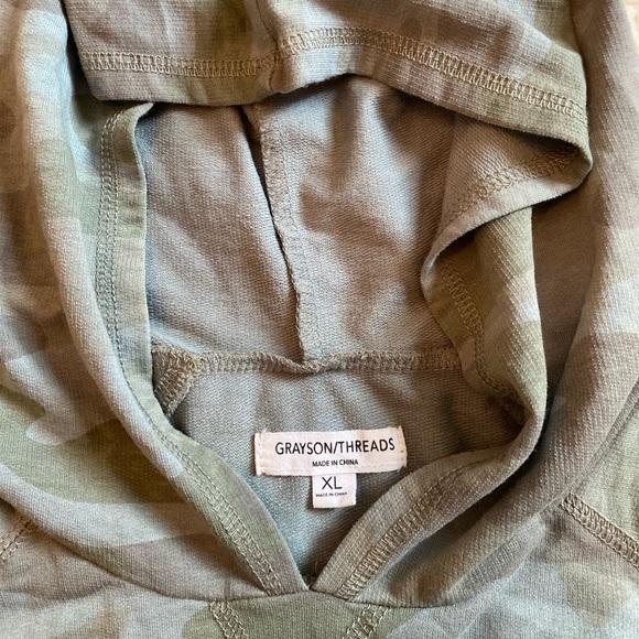 Greyson Threads Hooded army/olive green hooted shirt sleeve shirt - Picture 2 of 2